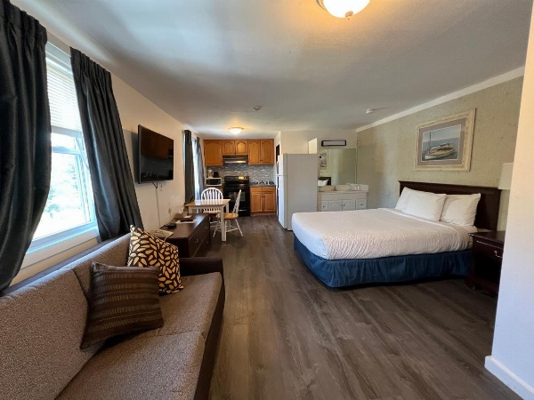 GuestLodge image 3