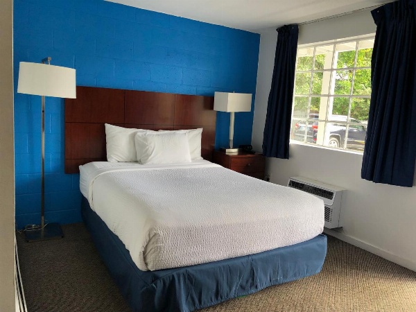 GuestLodge image 5