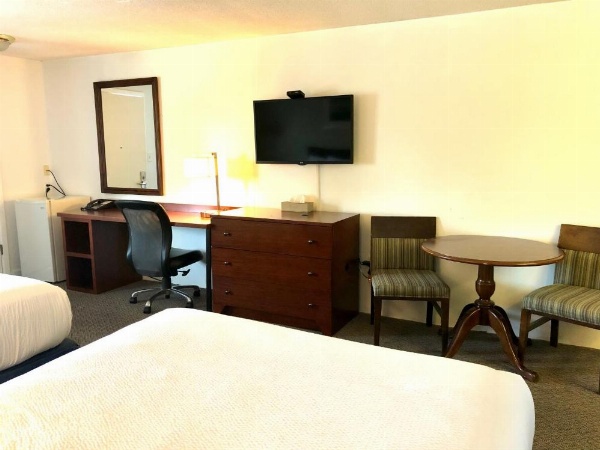 GuestLodge image 8